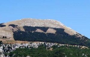 Monte Giano. Il marchio del regime.